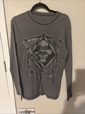No Boundaries Men's Gray Long-Sleeve Skull Graphic Thermal Tee